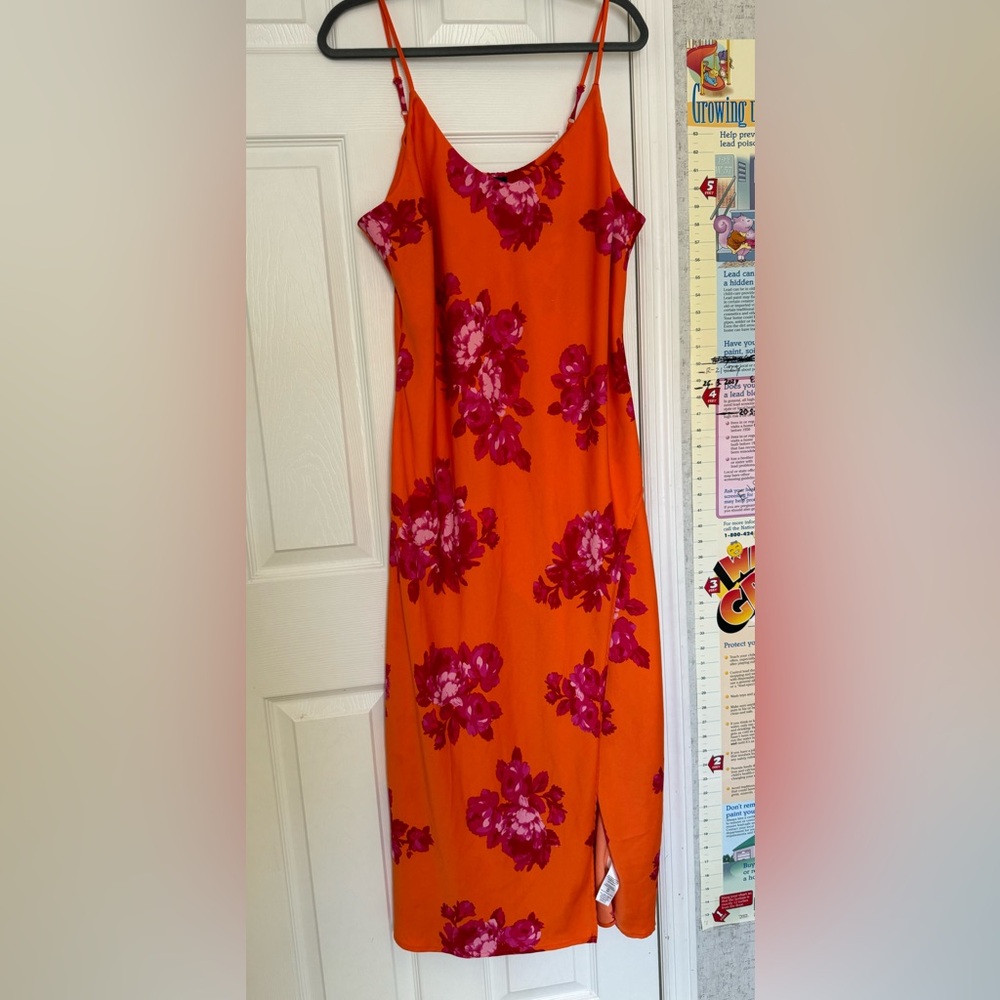Scoop size XXL women’s orange floral maxi dress sleeveless